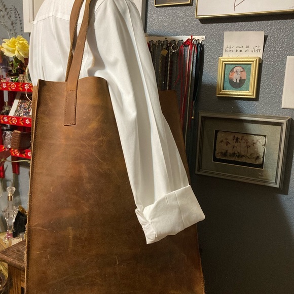 YAYAS Leather Travel Shoulder Tote - Handbag For Men & Women. HandMade - Picture 8 of 12